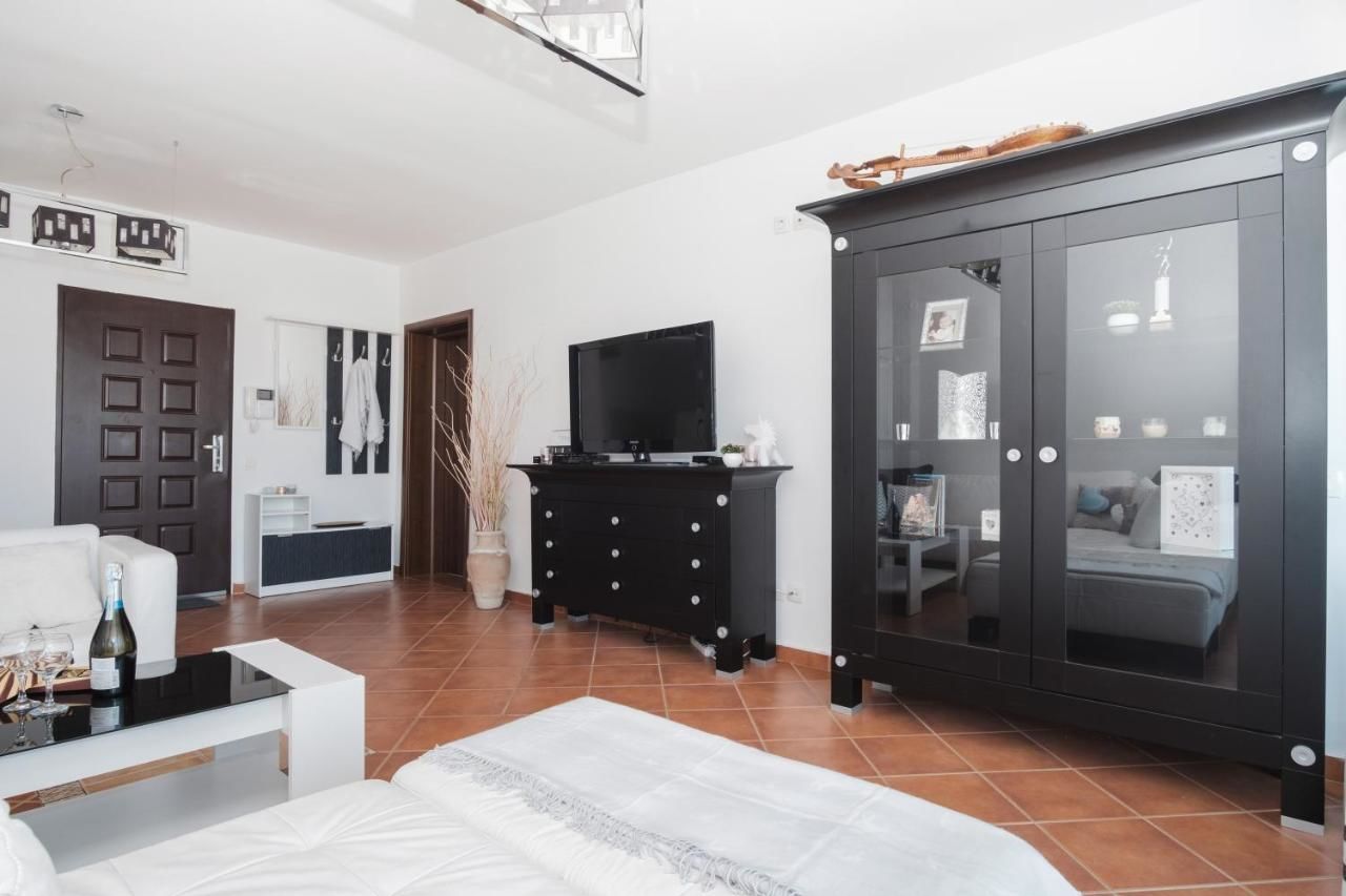 Апартаменты Villa Bella Becici Бечичи-13